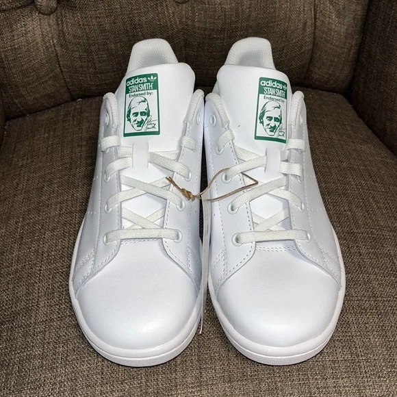 Adidas Stan Smith White Sneakers with Green Details kids size 3 new in box - Picture 3 of 11